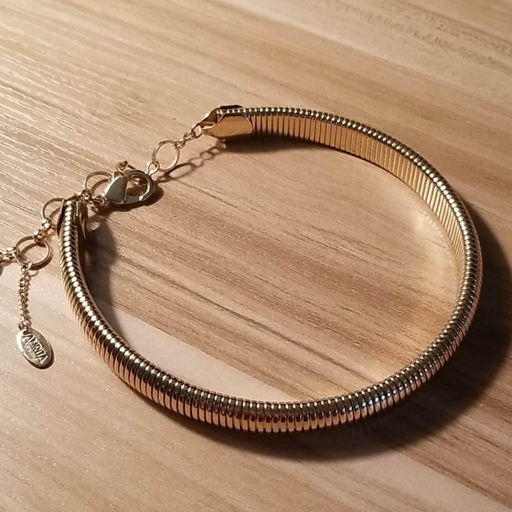 Amrita Singh Gold Omega Choker Necklace 32$
